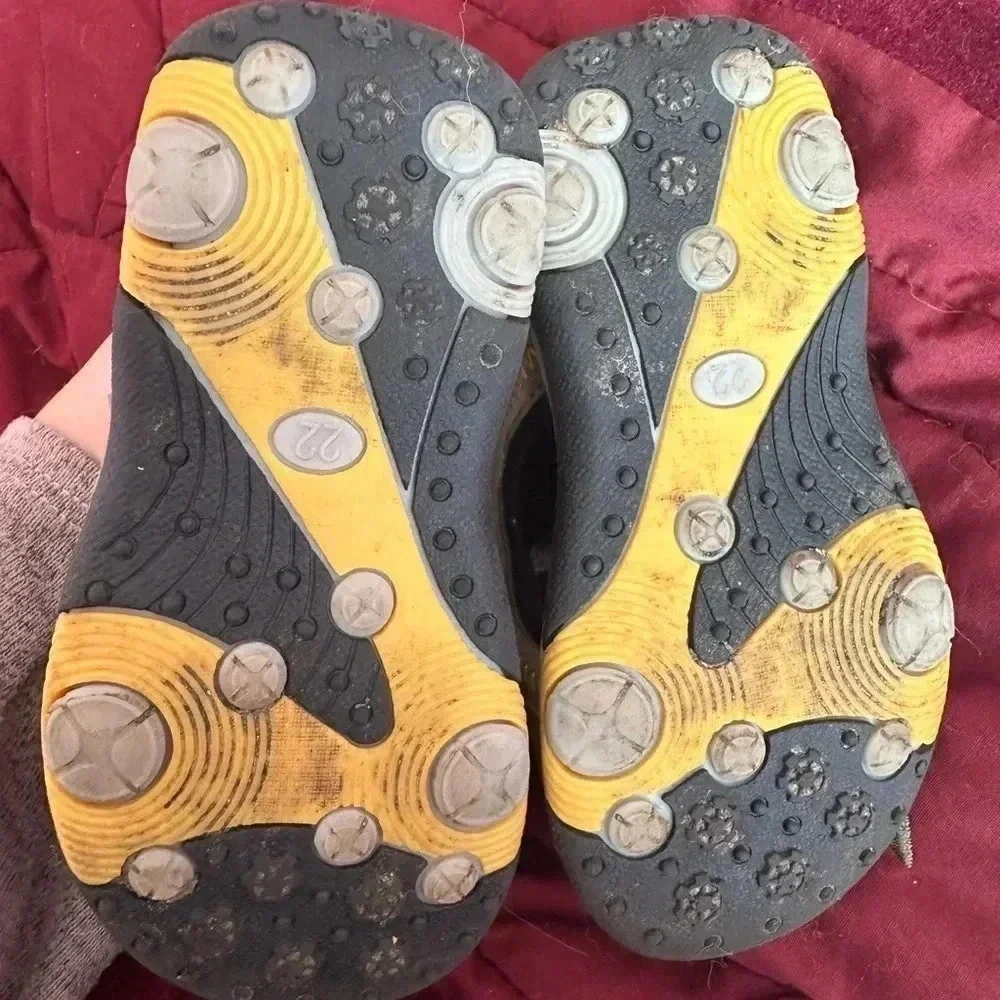 Sandals size 7